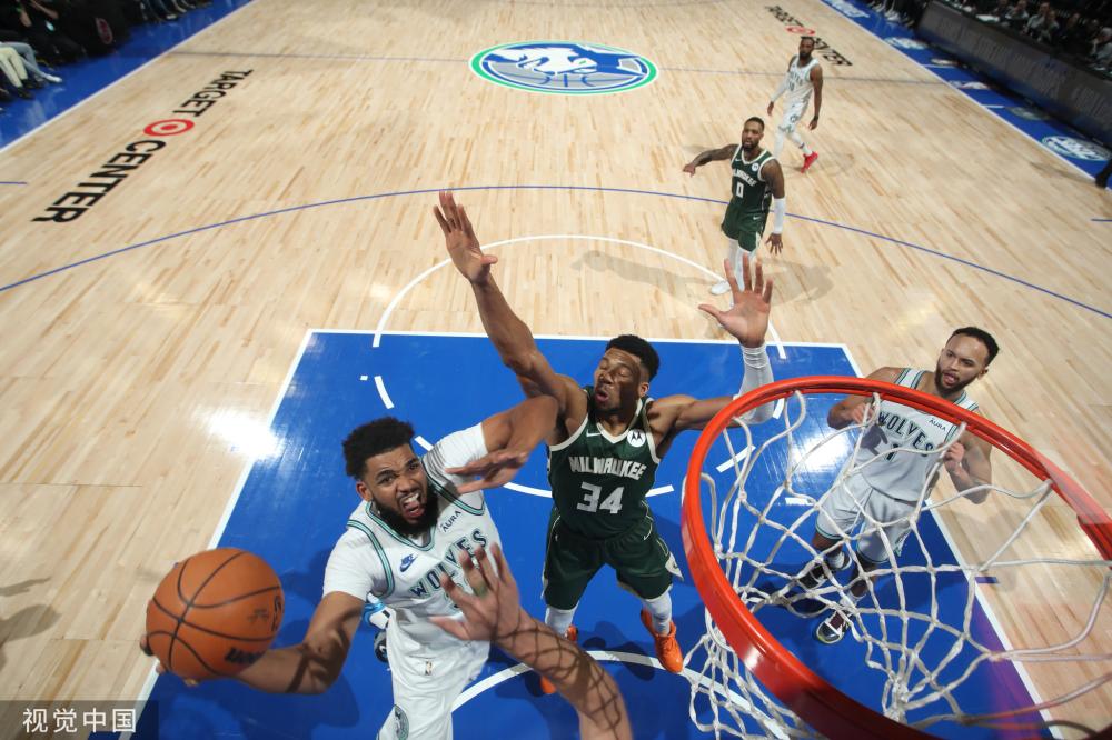 战术磨合仍 战术磨合仍