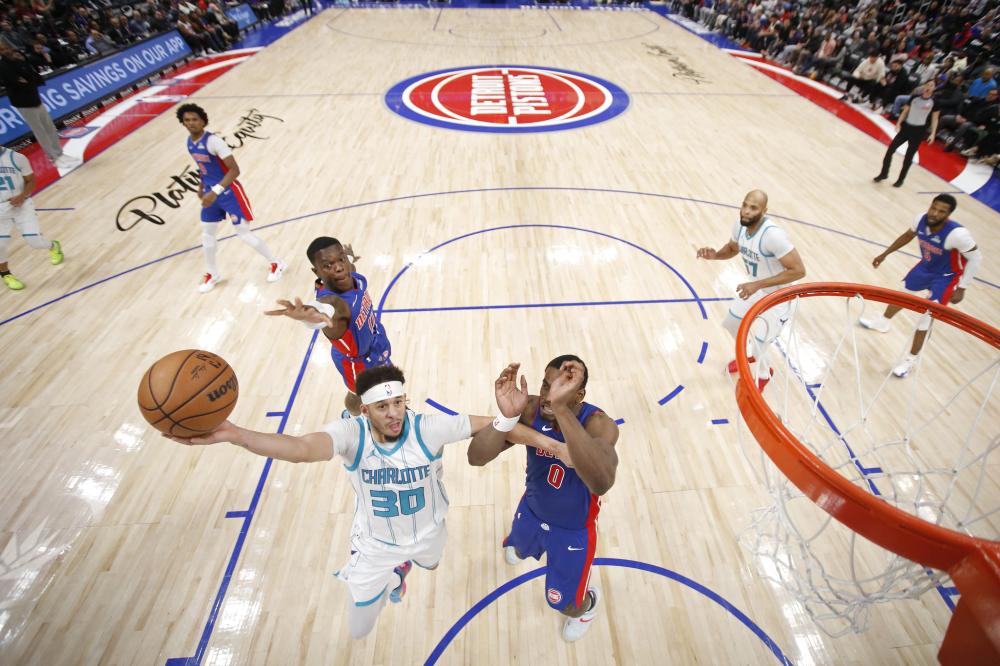 射程优势逼 射程优势逼